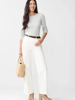 Della Sweater