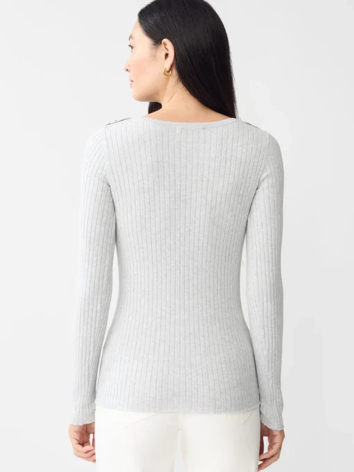 Della Sweater