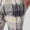 Oliver 8" Shorts in Ikat