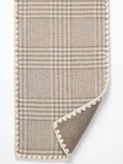 Valais Scarf in Glen Plaid